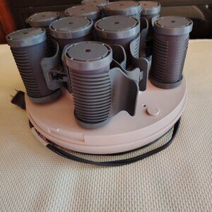 Hot rollers with clasps